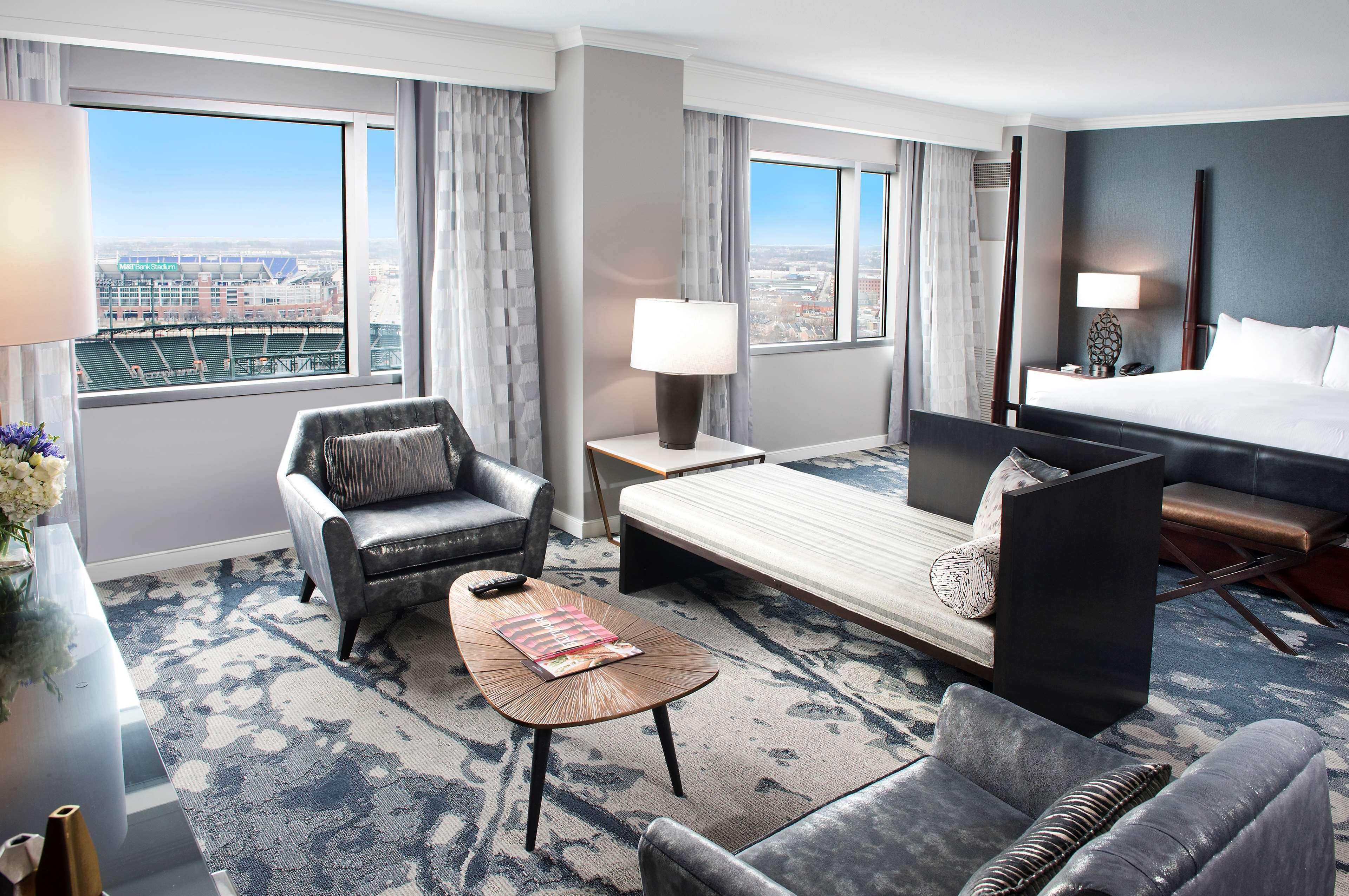 Hilton Inner Harbor Hotel 4*