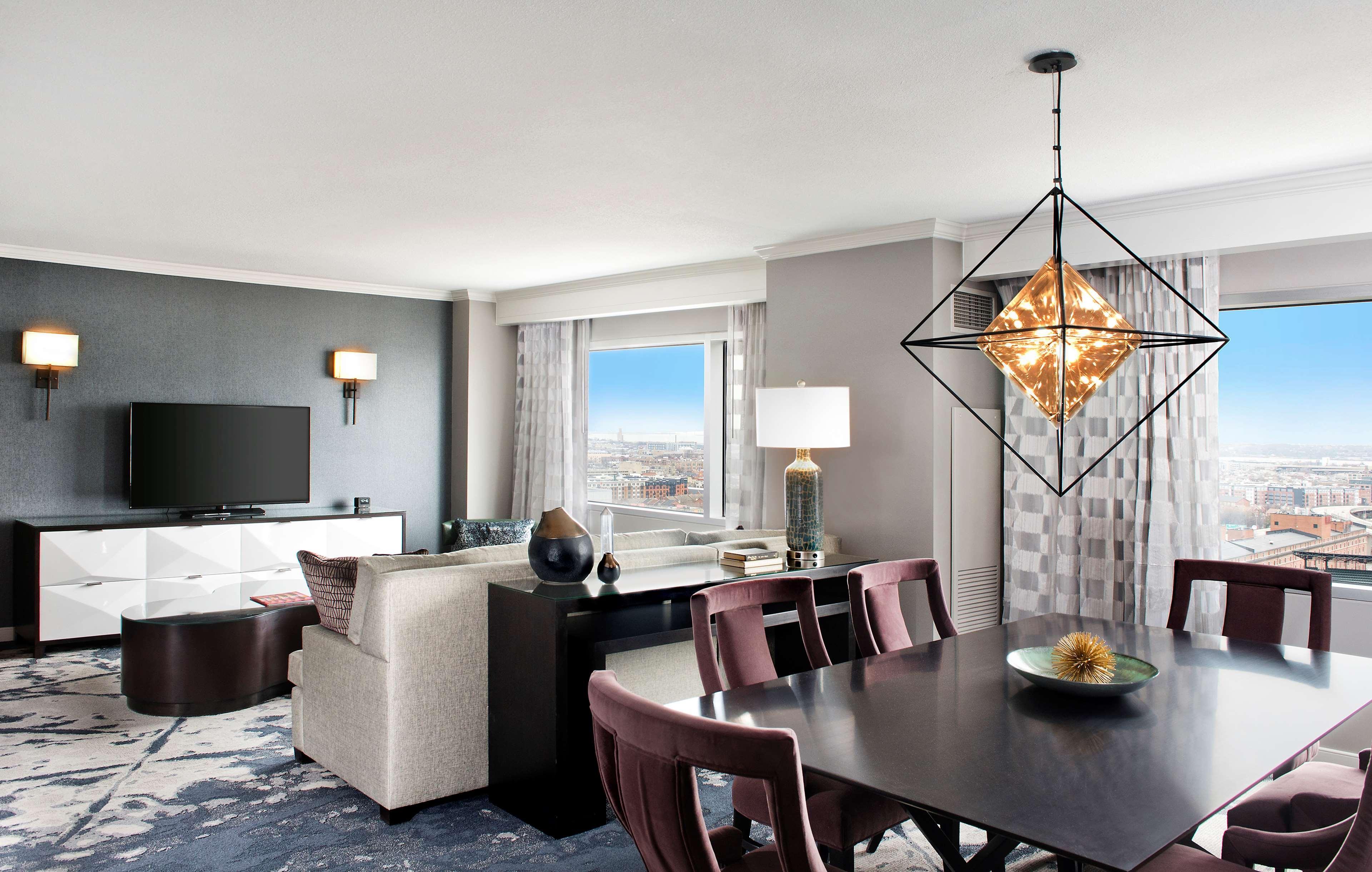 Hotel Hilton Inner Harbor Baltimora