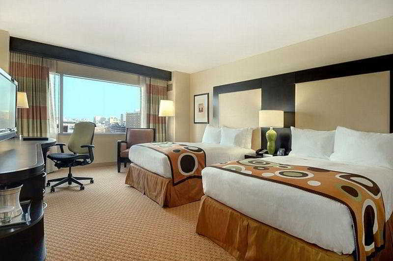 Hilton Inner Harbor Hotel